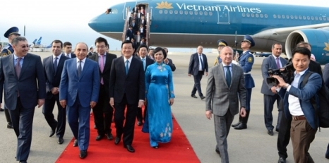 Ильхам Алиев  встретил президента Вьетнама