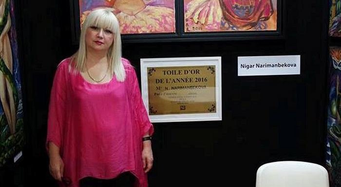 Издатель французского журнала организовал экспозицию Нигяр Нариманбековой
