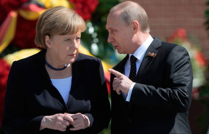 Сегодня в Сочи состоится встреча Путина и Меркель
