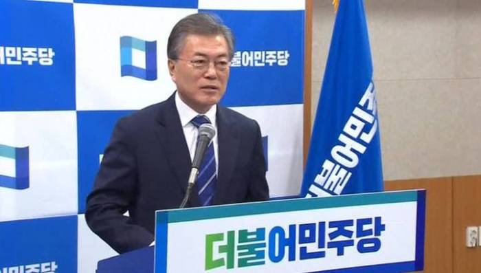 Мун Чжэ Ин - лидер президентской гонки в Южной Корее