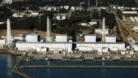 Япония впервые за четыре года возобновляет работу АЭС