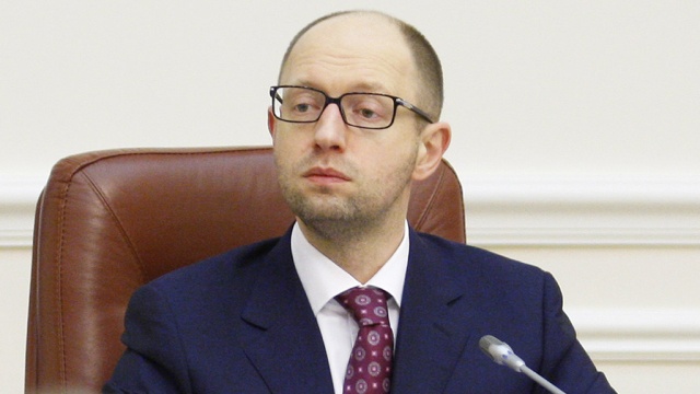 Яценюк пообещал обновить правительство Украины
