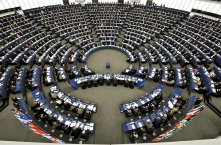Европарламенту следует уделять внимание армяно-азербайджанскому нагорно-карабахскому конфликту