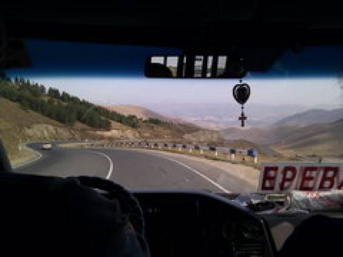 ДТП с армянским автобусом в Грузии, есть пострадавшие