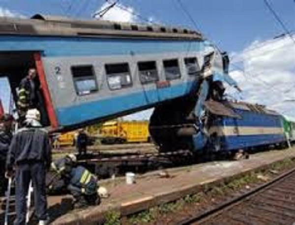 На севере Алжира столкнулись два поезда, 40 раненых