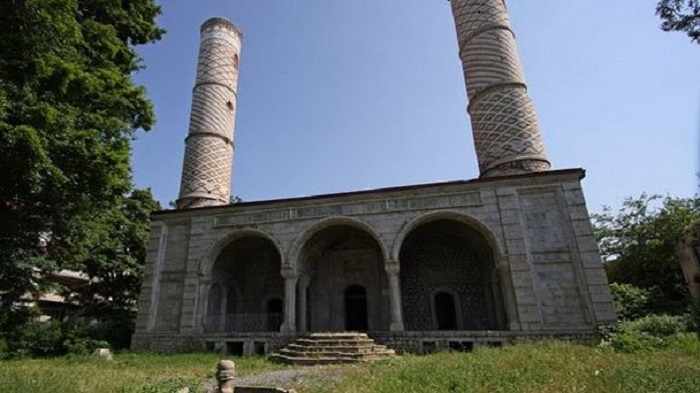 Армяне проводят раскопки в шушинской мечети Говхер Ага