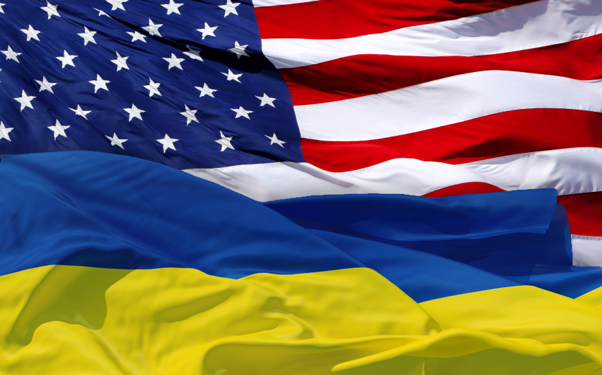 Дональд Трамп переводит стрелки на Украину: что стоит за обвинениями президента США?