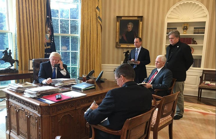 Белый дом: Трамп намерен подписать законопроект с санкциями против Москвы