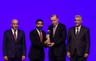 Эрдоган вручил Ровшану Наджафу награду 