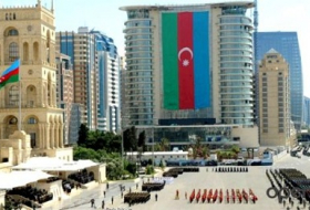 Азербайджан отмечает День Вооруженных сил - ВИДЕО