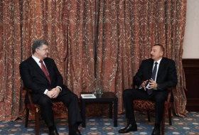 Ильхам Алиев встретился с Порошенко