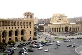Посольство России в Ереване усилило меры безопасности 