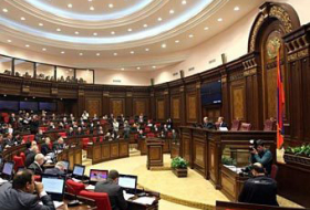 Парламент Армении не смог избрать премьер-министра
