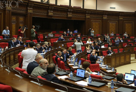 LIVE: Документ о выдвижении Никола Пашиняна на пост премьера представлен в парламент - Обновлено