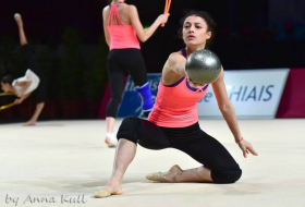 Азербайджанская гимнастка: 