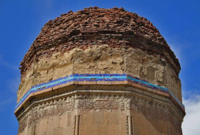 В Армении не могут найти деньги на реставрацию памятника - РЕПЛИКА