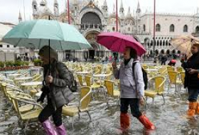 Мэр Венеции заявил о миллиардном ущербе из-за наводнения
