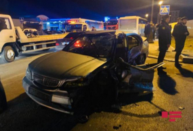 В Баку столкнулись 4 автомобиля, пострадали женщины-водители