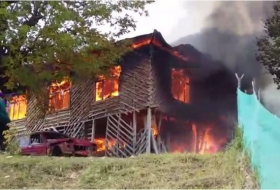 В Астаре полностью сгорел жилой дом