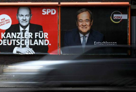 Лашет и Шольц лидируют на выборах в бундестаг