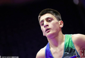 Азербайджанский борец победил армянского соперника и стал чемпионом Европы
