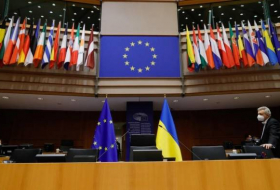 В Европарламенте поддержали предоставление Украине статуса кандидата в ЕС
