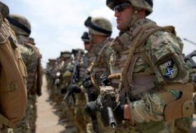 НАТО направит 700 военных в Косово
