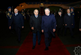Президент Узбекистана прибыл в Азербайджан с рабочим визитом -ФОТО
