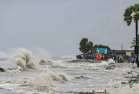 Число жертв последствий циклона в Бангладеш превысило 30 человек
