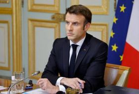 Президент Франции проведет срочное совещание из-за беспорядков в Новой Каледонии
