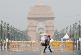 Индию накрыла аномальная жара. В столице зарегистрировали новый рекорд температуры -ВИДЕО
