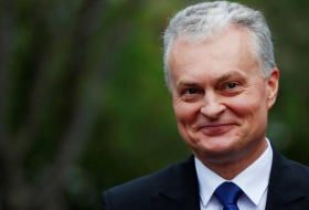 Президент Литвы примет решение о доверии правительству в течение месяца
