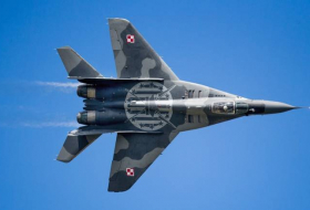 В Польше летевший на сверхзвуковой скорости МиГ-29 повредил крыши домов
