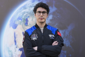 Турецкий астронавт азербайджанского происхождения совершил успешный полет в космос