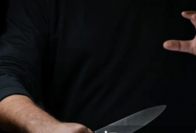 В Баку мужчина нанес 23-летней супруге восемь ножевых ранений