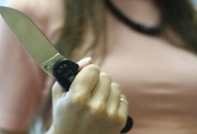 В Баку женщина ударила ножом зятя