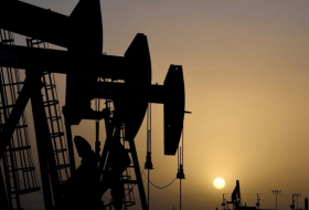 Доходы России от нефти и газа упали