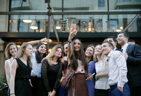Лейла Алиева встретилась с российскими студентами - ФОТО 