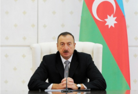 Ильхам Алиев принял президента, председателя правления Банка «ВТБ»