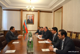 Мамедъяров встретился с послом Катара 