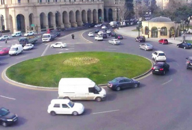 В Баку закрывают участок центрального проспекта