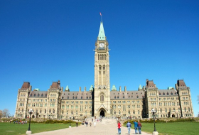 Премьер Канады распустил парламент и назначил выборы