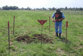 В районах Азербайджана обнаружены неразорвавшиеся боеприпасы