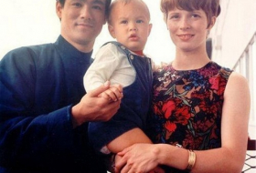 Семейные фотографии из архива Брюса Ли