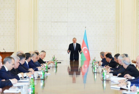 Ильхам Алиев провел заседание Кабмина