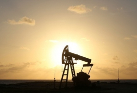 Снятие санкций с Ирана обвалит цены на нефть – эксперты