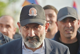 Фокусы Пашиняна: почему никто не верит в «борьбу с коррупцией» в Армении?