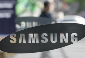 Samsung в ноябре представит смартфон-раскладушку Galaxy X
