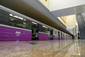 В бакинском метро стало больше вагонов
