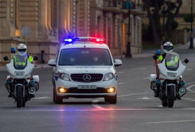 В Азербайджане с карантинных постов развернуты обратно 420 автомобилей — дорожная полиция
